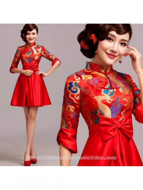 https://www.cntraditionalchineseclothing.com/chinese-red-qipao-inspired-mandarin-collar-a-line-brocade-wedding-dress.html
<a href="https://www.cntraditionalchineseclothing.com" target="_blank"