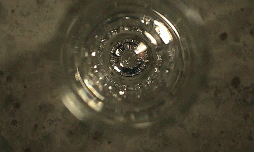 2---01---pour-one-out.gif