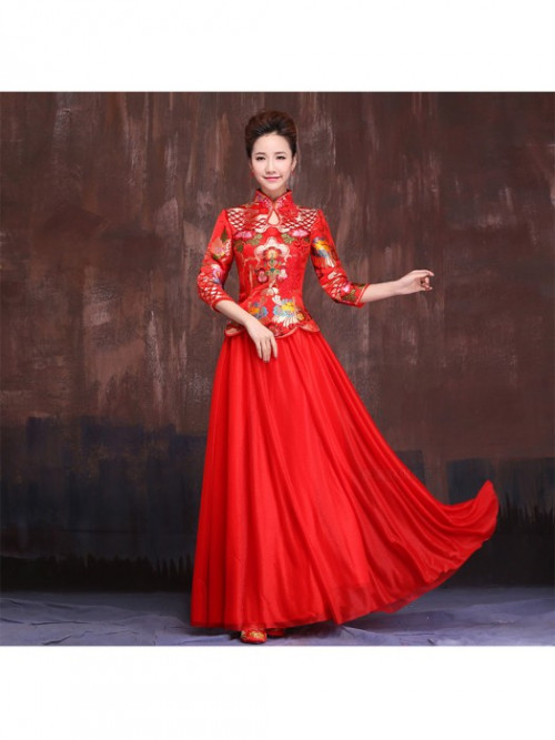 https://www.cntraditionalchineseclothing.com/chinese-traditional-dresses-floral-embroidered-lace-top-floor-length-a-line-dress-chinese-red-bridal-wedding-gown-xiuhe.html
<a href="https://www.cntraditionalchineseclothing.com" target="_blank"
