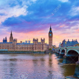 35561528-cityscape-of-big-ben-and-westminster-bridge-with-river-thames-at-sunset-london-uk