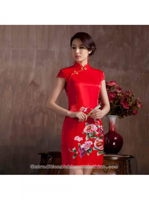 https://www.cntraditionalchineseclothing.com/embroidered-peony-floral-short-modern-qipao-chinese-red-traditional-cheongsam-bridal-wedding-dress.html