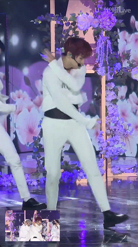 76459e27f4e6a79fa.gif