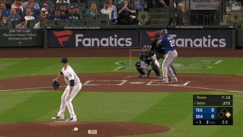 Beltre-RBI-triple-at-SEA-9-29-2018.gif