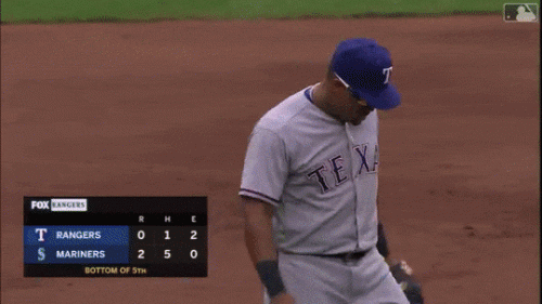 Beltre-ovation-1-at-SEA-9-30-2018.gif