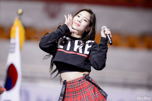 Dahyun-13c22a65b16c63a9e.jpg