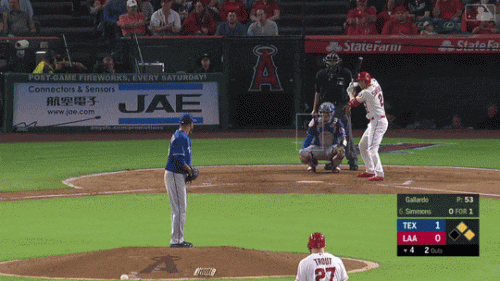 Delino-running-catch-at-LAA-9-25-2018.gif