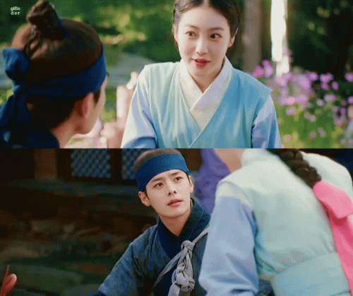 EP01---The-Secret-Romantic-Guesthouse-2.gif