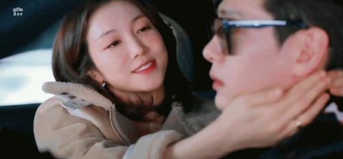 EP05---Love-To-Hate-You-12.gif