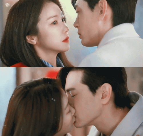 EP05---Love-To-Hate-You.gif