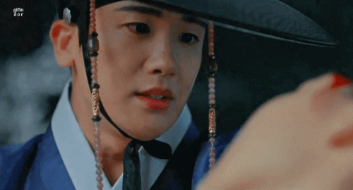 EP05---Our-Blooming-Youth-3.gif