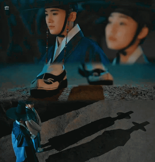 EP11---Our-Blooming-Youth-4.gif