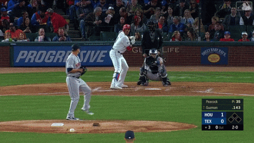 Guzman-solo-HR-1-vs-HOU-4-1-2019.gif