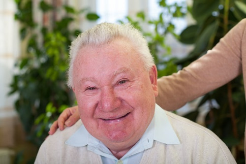 Older adults who are overweight face a greater risk of developing Alzheimer's disease than those with a normal body mass index. Here’s what you need to know about the link between weight and Alzheimer's risk.
BY : https://www.homecareassistancecarmichael.com/how-weight-affects-alzheimers-risk/