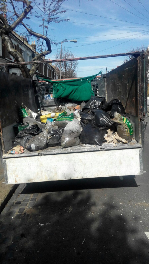 Eco Waste Clearance Services is a London-based company offering rubbish removals, clearance and disposal in London and surrounding areas. Call: 020 3642 8579
http://ecowastedisposal.co.uk/