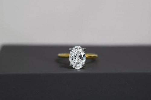 This article explains about the differences of natural diamonds and lab grown diamonds and how to choose the right one for your engagement ring.  https://masinadiamonds.com/
https://masinadiamonds.com/choosing-between-a-natural-and-lab-grown-diamond/ 

#Jewelry Store in Atlanta, #Engagement Rings in Atlanta