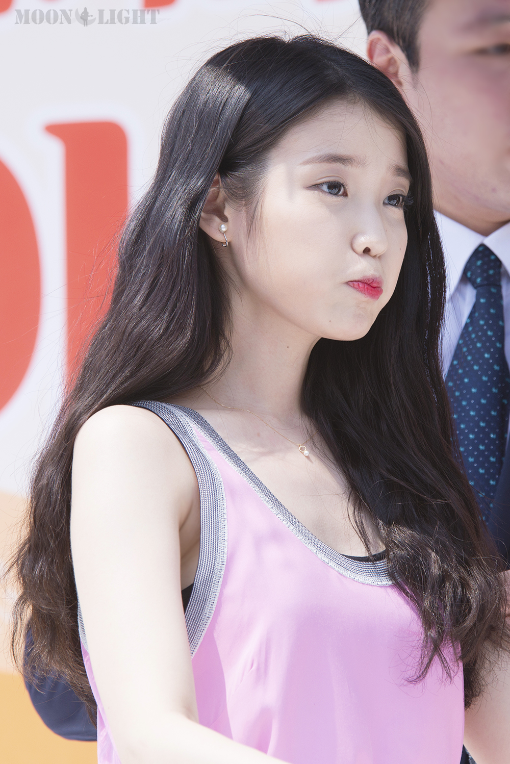 19 Iu