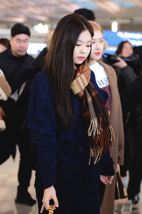 Jennie (Black Pink)