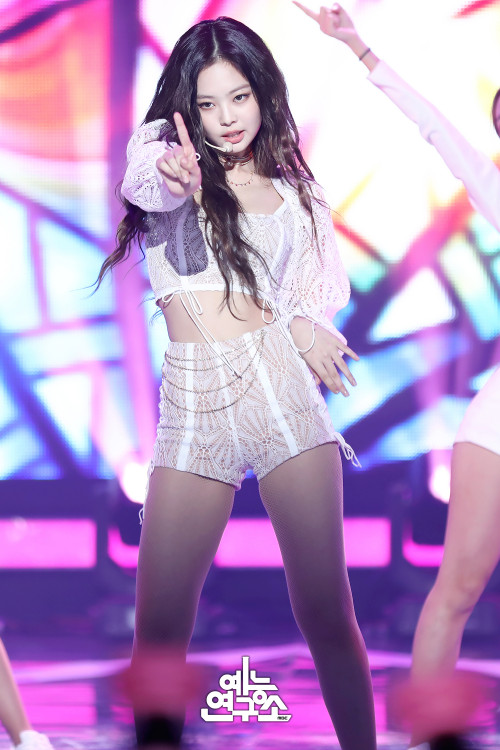 Jennie (Black Pink)