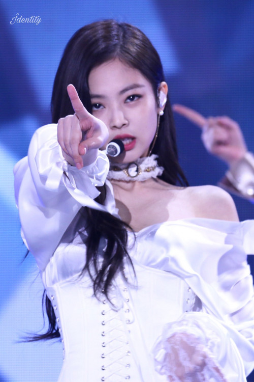 Jennie (Black Pink)