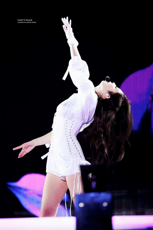 Jennie (Black Pink)