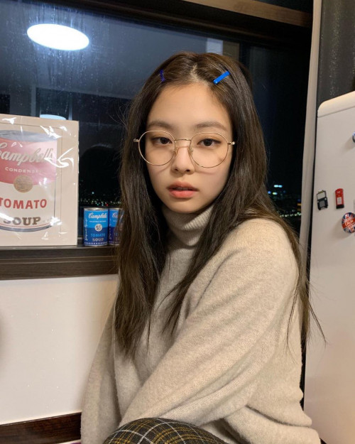 Jennie (Black Pink)