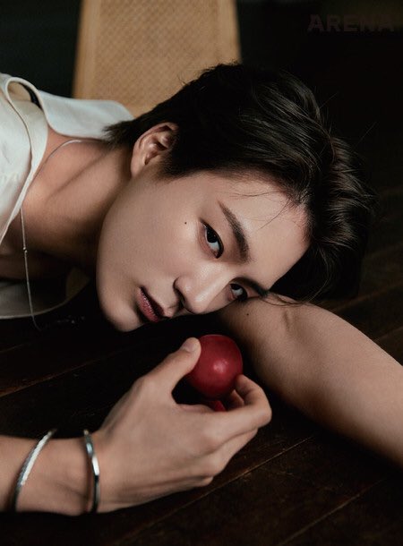 Jeno_Arena_Homme_Korea_July_2020_2.jpg