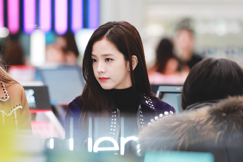 Jisoo 350