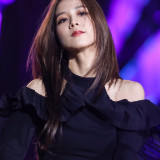 Jisoo-4-22