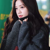 Jisoo-Black-Pink-144-1