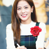 Jisoo-Black-Pink-145-2