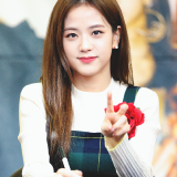 Jisoo-Black-Pink-145-3