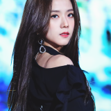 Jisoo-Black-Pink-146-11