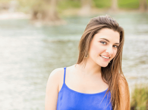 New-Braunfels-Senior-Pictures.gif