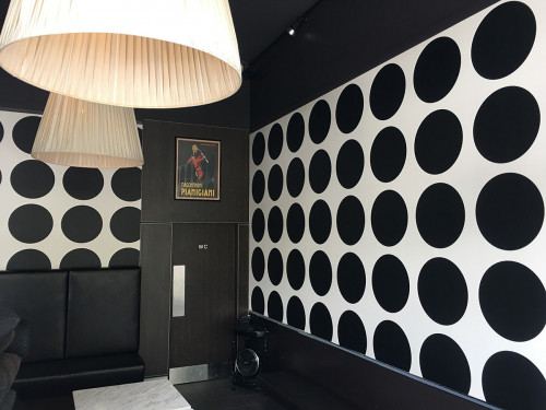 Our team has efficient professionals with several years of experience in the field of installation of wallpaper in Perth. We cater to different commercial places as well as small-to-high end residential houses as well.

Visit us @ https://perthwallpaper.com.au/