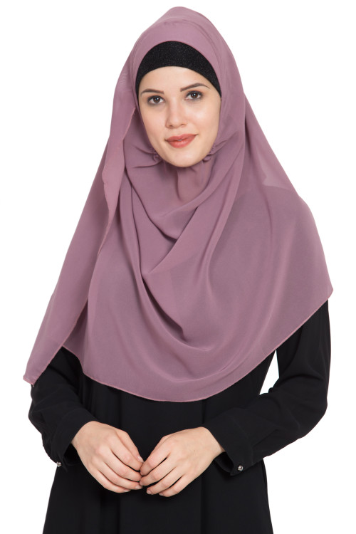 Checkout Amazing Georgette Hijab which will make women go wow. Mirraw is the store where it is offering 40% - 50% discounts. http://bit.ly/2SD7WLY