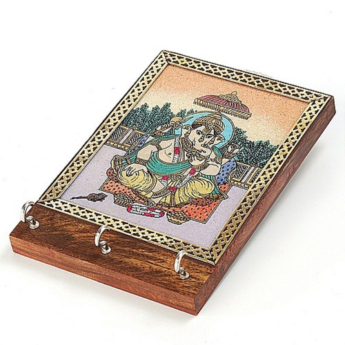 This real gem stone key holder with Lord Ganesha as image is beautiful to put it on your house wall. http://bit.ly/2PuVDyG