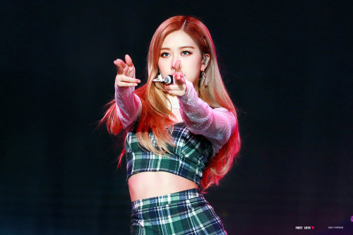 Rose' (Black Pink)