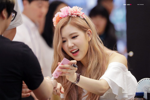 Rose' (Black Pink)