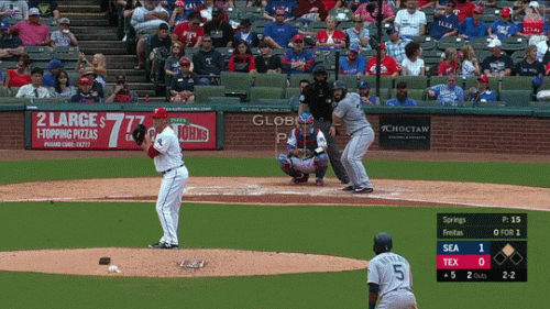 Tocci-running-catch-CF-vs-SEA-9-23-2018.gif