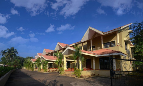 Treehouse-Blue-Villas-Colva-Goa.jpg