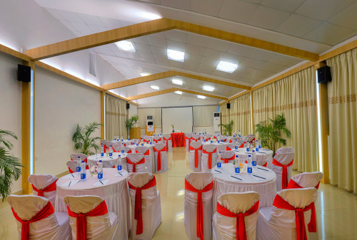 Treehouse-Neptune-Panaji-Goa---Conference-Hall.jpg