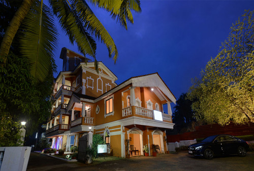 Treehouse-Nova-Cansaulim-Goa---night-view.jpg