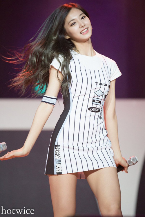 Tzuyu (Twice)