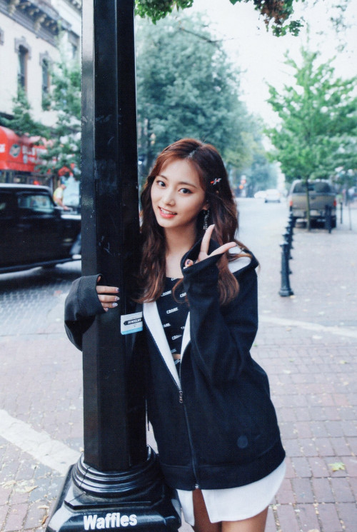 Tzuyu (Twice)