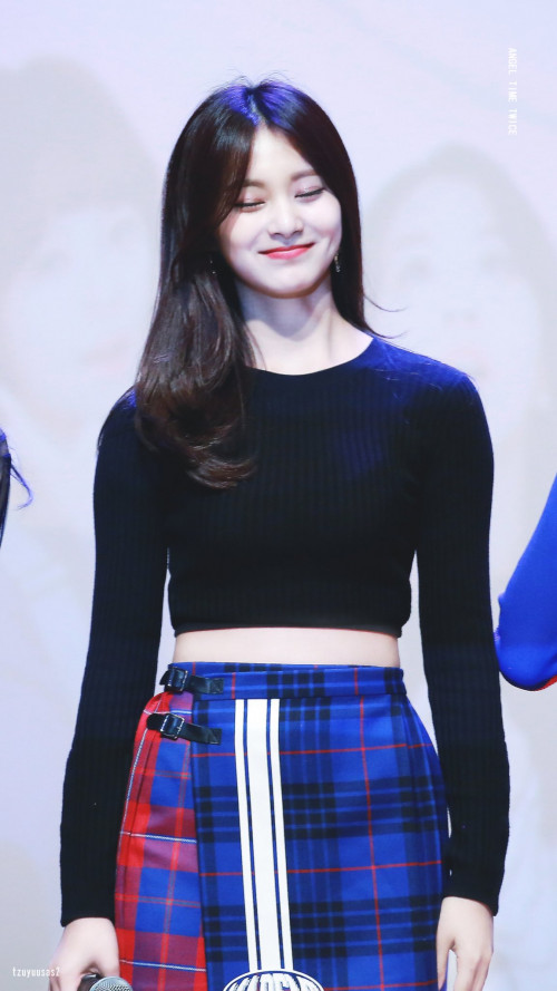 Tzuyu (Twice)