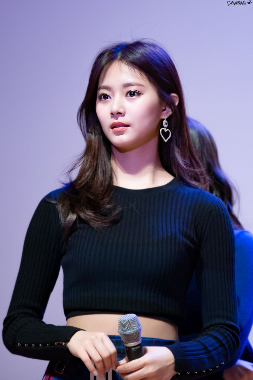 Tzuyu (Twice)