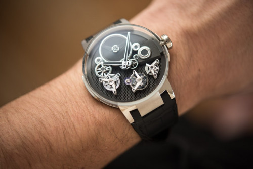 That’s right, this is an actual review of the Ulysse Nardin Executive Tourbillon Free Wheel, this very latest $99,000 halo-piece from La Chaux-de-Fonds First things first, I have to say, kudos to Ulysse Nardin for being good sports and sending their latest tourbillon.