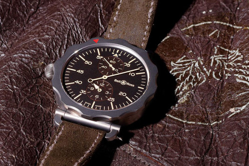 The company is known for its line of watches that are inspired by vintage military designs, and one of the more exceptional pieces in its collection is the WW2 Régulateur Heritage Military watches will invariably tell you about their long years of service, the organizations that make use of them, or the continuous development that goes into every re-edition Instead of simply designing a watch intended for military use, Bremont actually produced one that's partly built from a relic of military history.