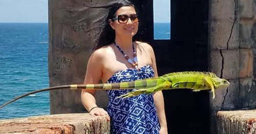 iguana photobomb tammy ricks thumbnail