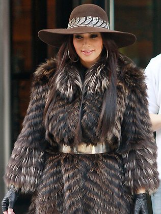 kim-kardashian-coat-fur.jpg